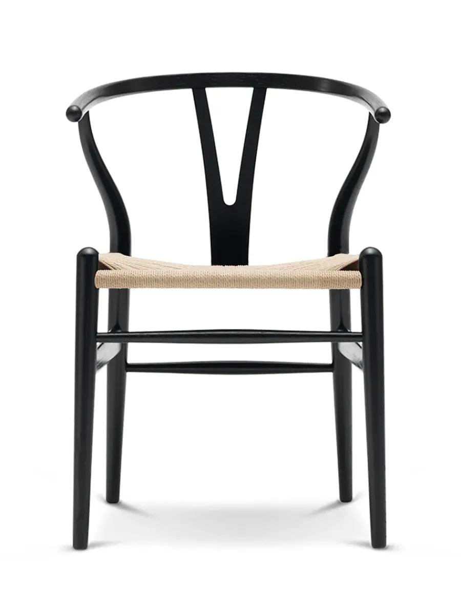 Y-stol CH24, sort eg af Hans J. Wegner<Carl Hansen & Søn Outlet