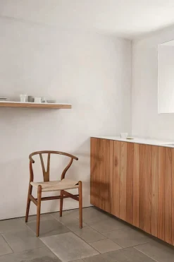 Y-stol CH24, Valnød olie af Hans J. Wegner<Carl Hansen & Søn Discount