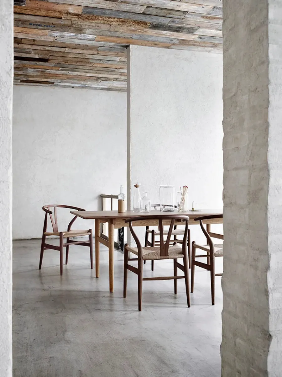 Y-stol CH24, Valnød olie af Hans J. Wegner<Carl Hansen & Søn Discount