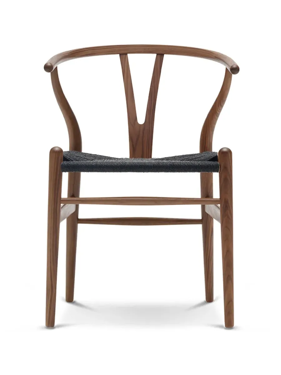 Y-stol CH24, Valnød olie med sort flet af Hans J. Wegner<Carl Hansen & Søn Discount