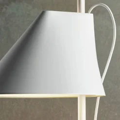 Yuh bordlampe fra<Louis Poulsen Clearance